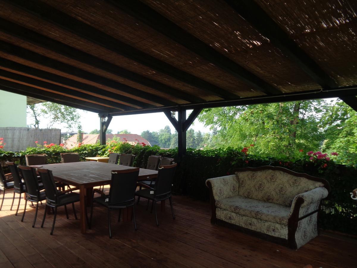 Arnyas Park Apartmanhaz Bed & Breakfast Balatonalmádi Dış mekan fotoğraf